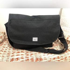 Herschel GRADE bag